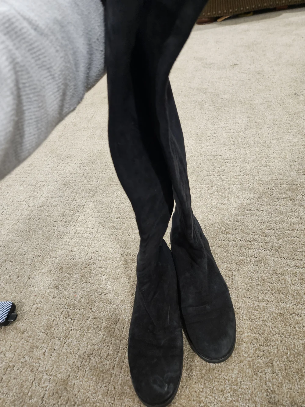 Black Over-the-Knee Women’s Suede Stretch Boots